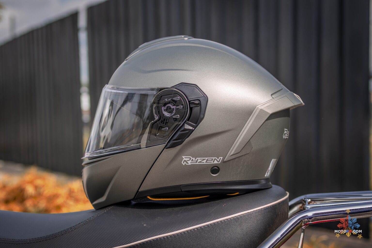 Ryzen ZX600V – Modular Helmet Review - Motoph - motoph.com